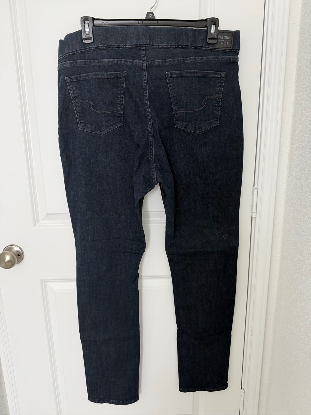 Signature by Levi Strauss Dark Navy Skinny Jeans